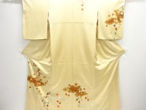 雲に菊模様刺繍一つ紋訪問着